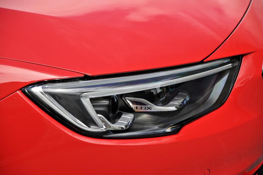Детали экстерьера Vauxhall Insignia SRi Sports Tourer 2017 года  (фото 15 из 20)